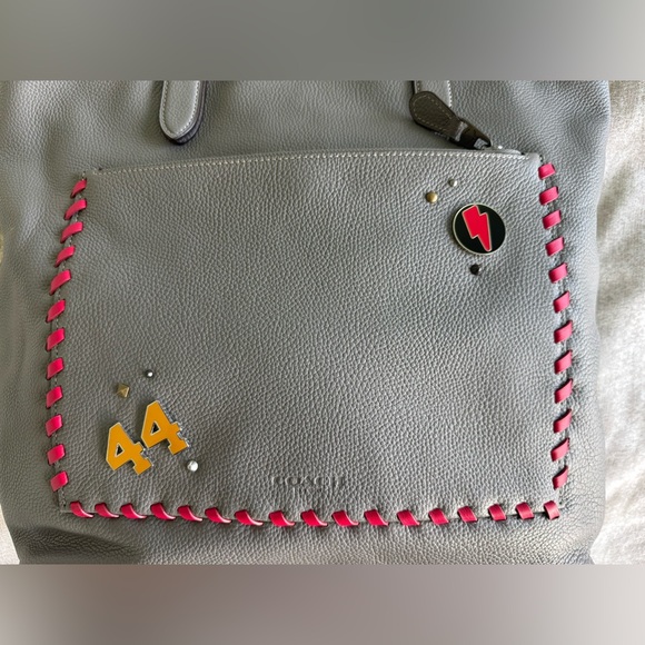 Coach ReLoved Upcrafted Metropolitan Soft Tote - Picture 4 of 16